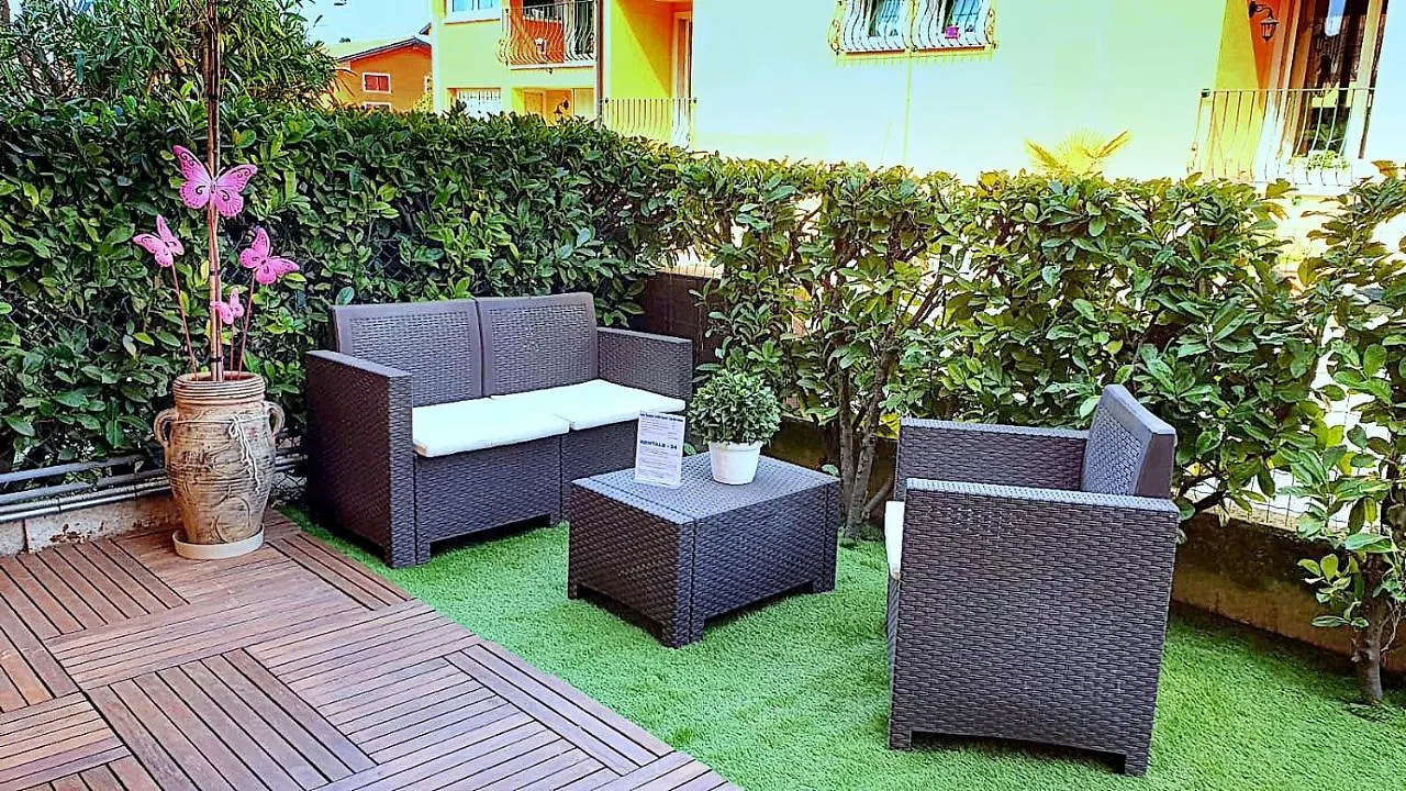 Zu !New! Residenza Sole - Ol Apartment Lazise 0*,  Italy